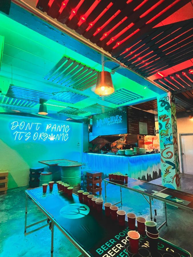 Bodega Krabi Hostel Ao Nang ภายนอก รูปภาพ