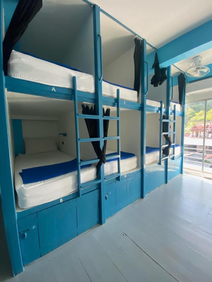 Bodega Krabi Hostel Ao Nang ภายนอก รูปภาพ