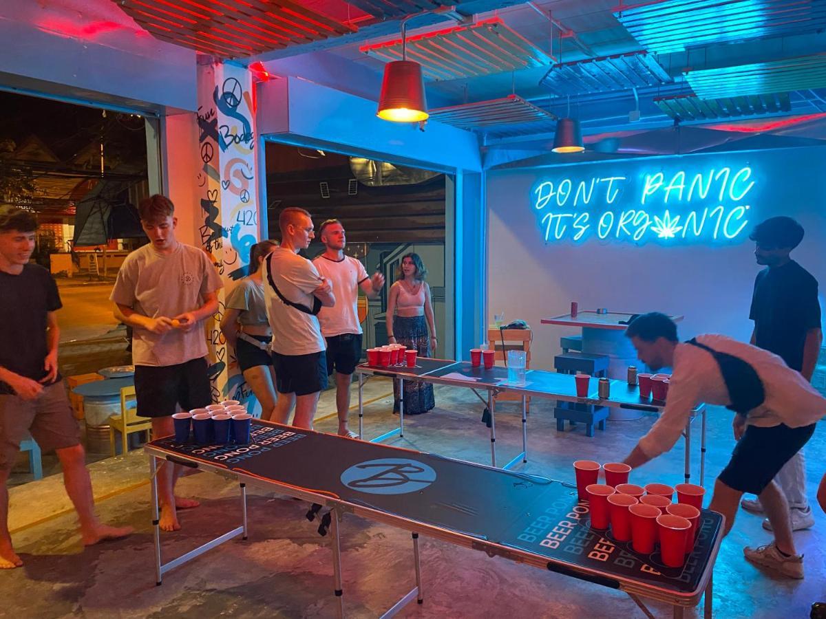 Bodega Krabi Hostel Ao Nang ภายนอก รูปภาพ