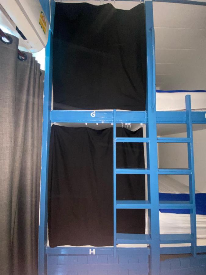 Bodega Krabi Hostel Ao Nang ภายนอก รูปภาพ