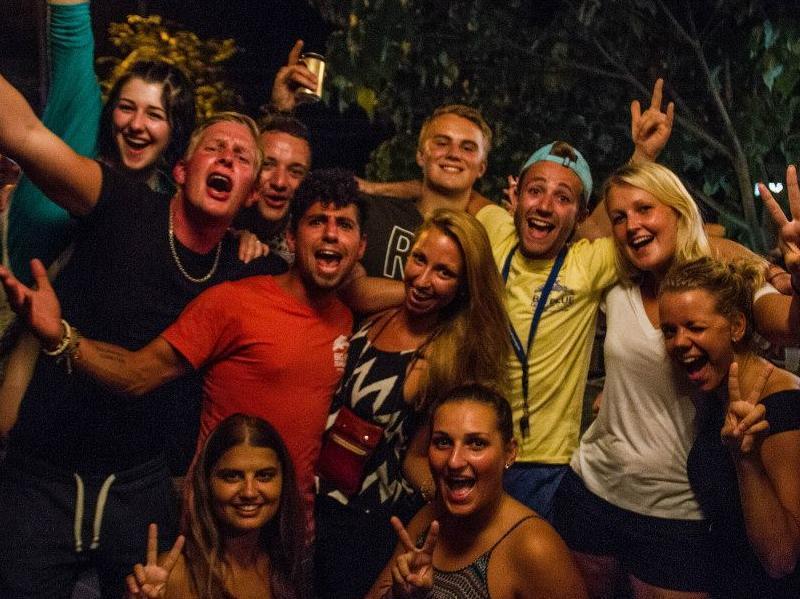 Bodega Krabi Hostel Ao Nang ภายนอก รูปภาพ
