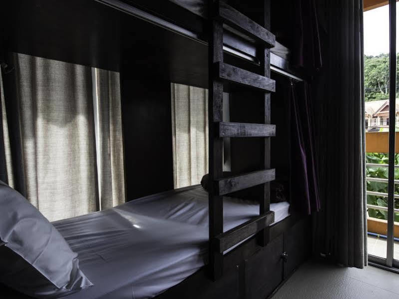 Bodega Krabi Hostel Ao Nang ภายนอก รูปภาพ